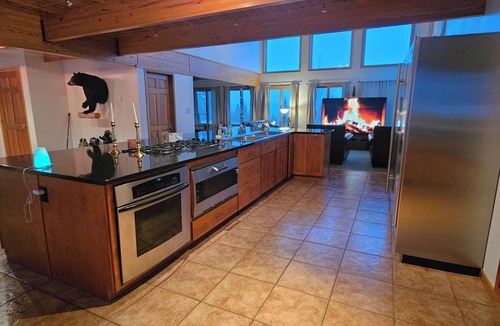 Robbinston Resort | Bear Mountain Lodge - Maine - Full Lodge