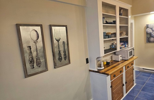 Sandusky Apartment | Beautiful 2 bedroom first floor apartment in downtown Sandusky