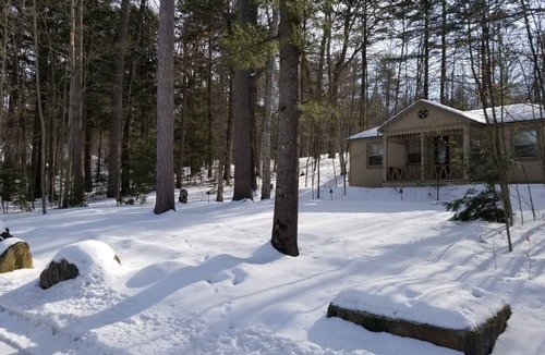 Innisfil House | BEAUTIFUL FOUR SEASON WATERFRONT COTTAGE