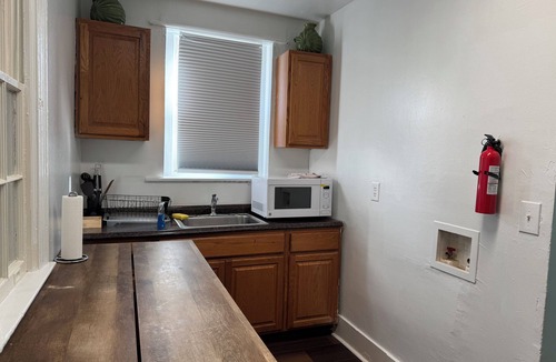 Anacostia Apartment | Beautiful Spacious Apartment 5 Beds with Easy Parking