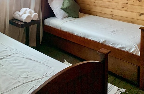 Head Lake Cottage | Beautiful Waterfront Cottage