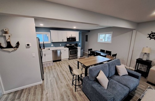 Bay View House | Beautifully remodeled house that sleeps 10 by Lake Erie Fun.