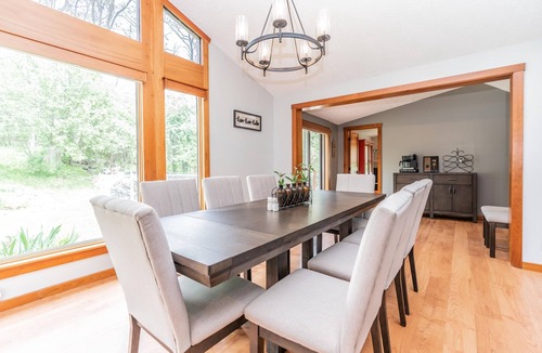 Canandaigua House | Beautifully Renovated Lodge with Lakeview