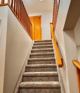 Northeast Edmonton House | Belle-Rive - family friendly Guest House