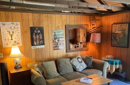 Bernard Cottage | Bernard Cabin