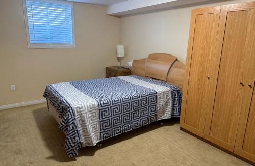 Guelph House | Beside University of Guelph Residence Room 2