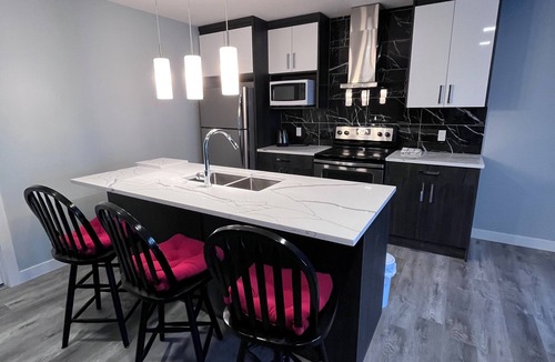 Citadel House | Best garden private single room close LRT&free parking