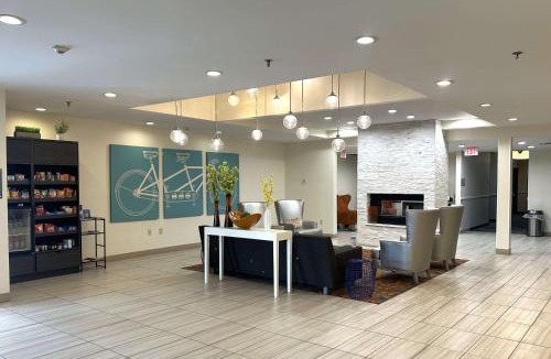 Erie Hotel | Best Western Erie Inn & Suites