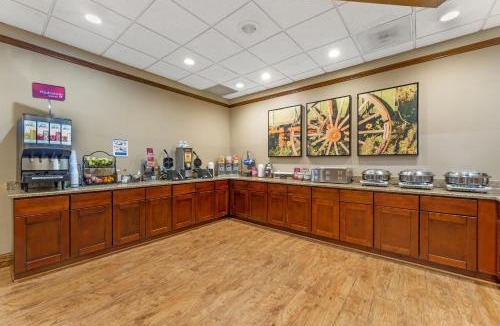 Wooster Hotel | Best Western Plus Wooster Hotel & Conference Center