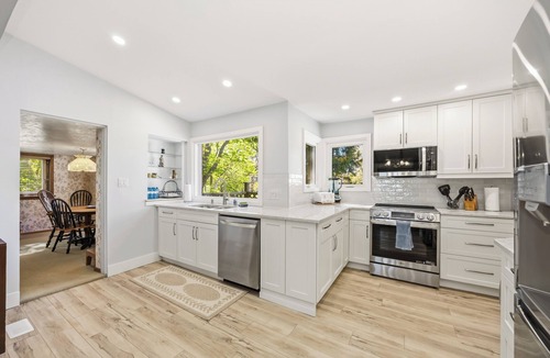 Sarnia House | Between Lake & Sky - Lakefront on Lake Huron