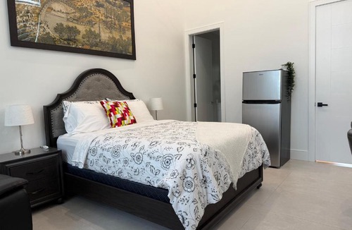 Golden Village House | Big beautiful guest suite with private entrance