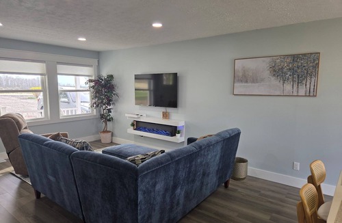 Geneseo House | Birch Bungalow on Long Point