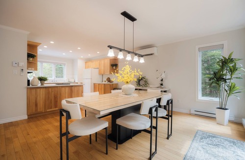 Humber Valley House | Birch Grove Chalet, Hot Tub, Golf, Private Forest