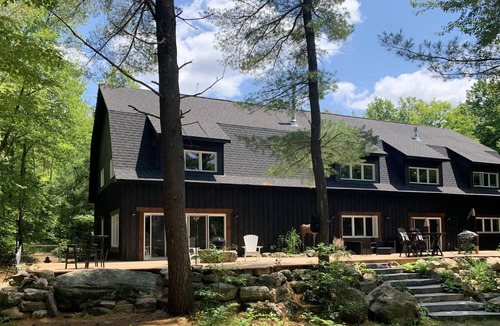 Torrance Cottage | Black Lake Lodge Renovated spacious cottage, sleeps 16