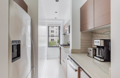 Sutton Place Apartment | Blueground | Sutton Place, fitness center, nr UN