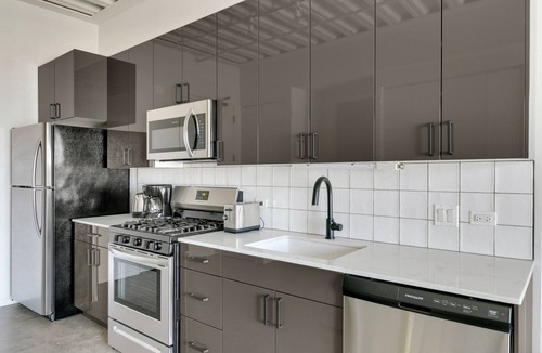 Near West Side Apartment | Blueground | West Loop, rooftop, nr Union Station