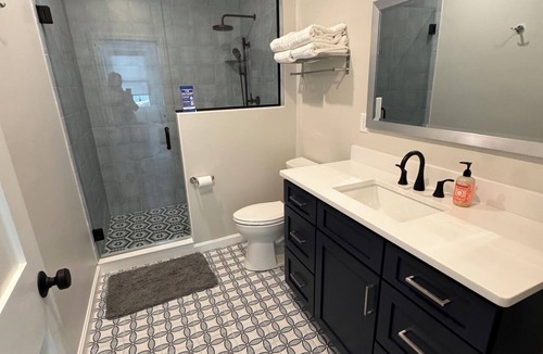 Ogunquit Cottage | Brand new 2-bedroom cottage in charming Perkins Cove, Ogunquit, Me