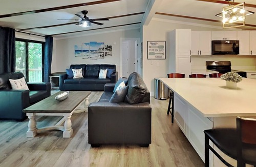 Put-in-Bay House | Brand-New Beauty—Relax & Recharge | 8 ppl | IC68