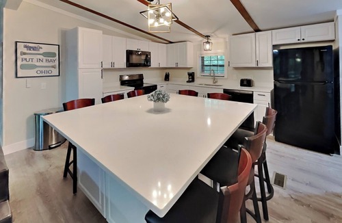 Put-in-Bay House | Brand-New Beauty—Relax & Recharge | 8 ppl | IC68