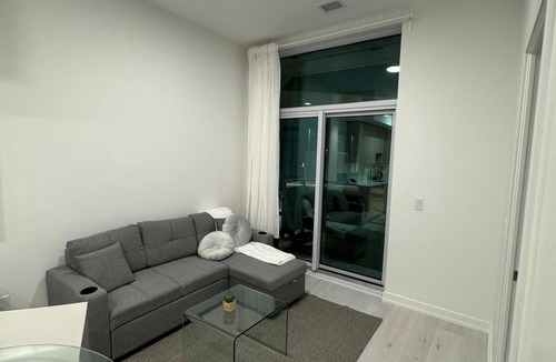 Glen Abbey Apartment | Brand New, Move-In Ready space. Prime Location: Oakville
