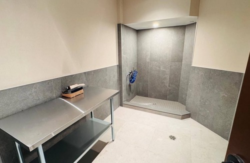 Glen Abbey Apartment | Brand New, Move-In Ready space. Prime Location: Oakville
