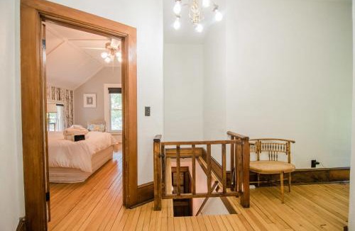 Central Lake House | Bridgewalk Estate a Wanderlust Abodes property