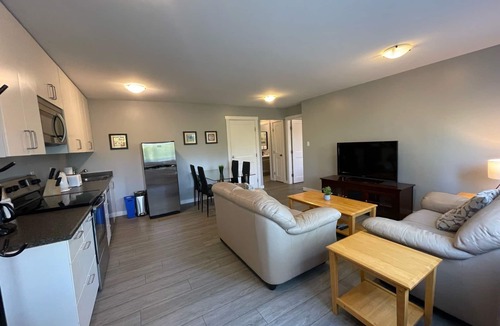 Cowichan Bay Apartment | Bright Walkout Suite in Cowichan Bay | 2 Bedrooms, Private Entry, Sleeps 4
