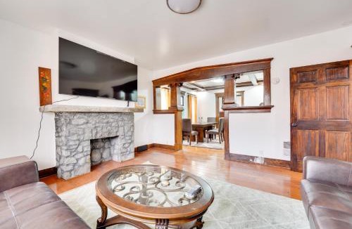 Buffalo Apartment | Buffalo Vacation Rental ~ 20 Mi to Niagara Falls!