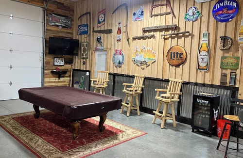 Elk Creek Township House | Bull Run Lodge Unique 2000 sq. Barndominium Edinboro/Albion/Elk Creek