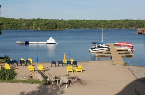 Seguin House | Bunkie 4 At The Lake On Muskoka Shores