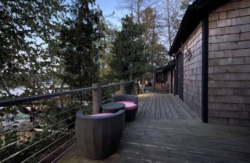 Lansdowne Cottage | Paradise whole island for you, with 2 docking, boat access only