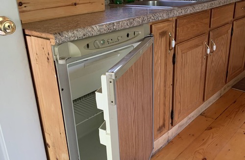 Dalton Cabin | Cabin Creek Hide-Away by Letchworth State Park, Waterfalls, Woods, Off Grid.