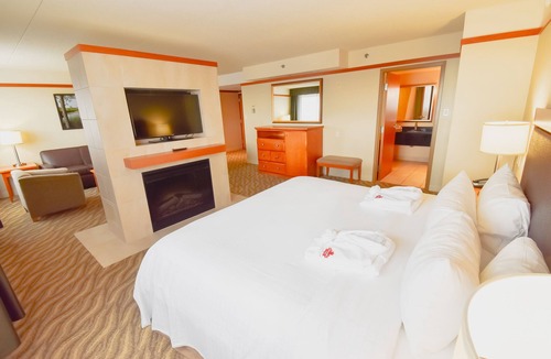 Winnipeg Hotel | Canad Inns Destination Centre Polo Park