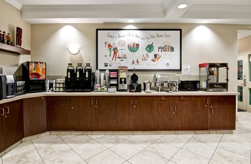 Camrose Hotel | Canalta Hotel Camrose