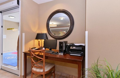 Big Flats Airport Hotel | Candlewood Suites Elmira Horseheads by IHG