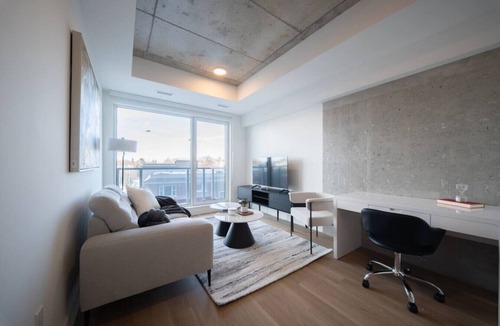 Carlingwood - McKellar Park - Laurentien View Apartment | Carlton West Modern Living | Comfort Stay 1BR