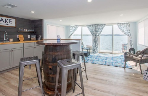 Seneca Falls Cottage | Casa Sul Lago: Cozy Lakefront Escape on Cayuga Lake