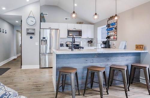 Seneca Falls Cottage | Casa Sul Lago: Cozy Lakefront Escape on Cayuga Lake