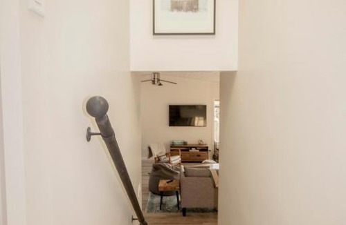 Tuwanek House | Cedar Creek Cottage 4BR - Welcome to Your Private Oasis Steps from the Beach