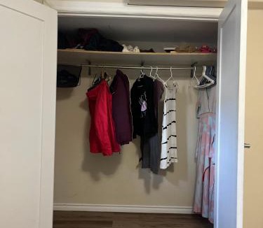 Northeast Edmonton Apartment | Central city retreat