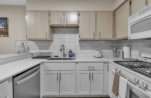 Willert Park House | Central Downtown Living