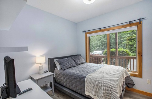 Bellaire Condo | Centrally Located 2 Bedroom 2 Bath Condo at Schuss Mountain on 2nd Tee Box!