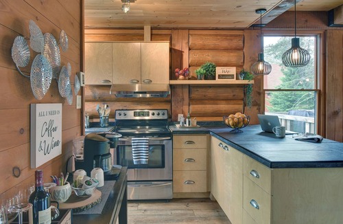 Lac Superieur Village Ski Chalet | Chalet Bois Rond Avec Spa - Foyer (Tremblant)/Accès Au Lac
