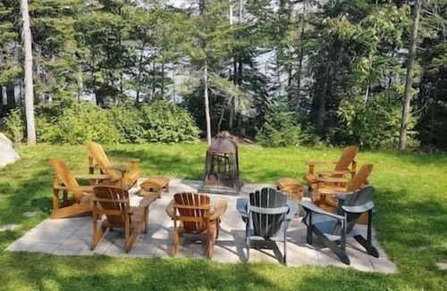 Entrelacs Ski Chalet | Chalet Harmonie: By the Lake & Spa