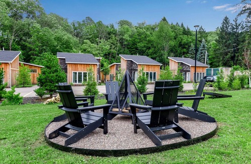 Ellicottville House | Chamonix Loft