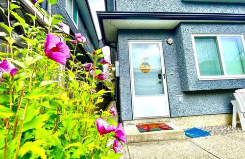 Renfrew-Collingwood House | Charming 1BR near Metrotown DT Burnaby/Vancouver
