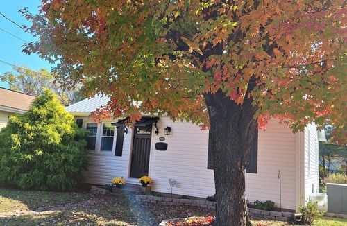 Erwin Cottage | Charming 2-bedroom cottage in serene Erwin with AC, WiFi