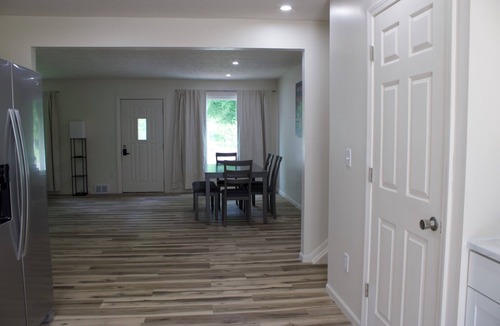 Huntsburg House | Charming 3-bedroom house in Perry with AC