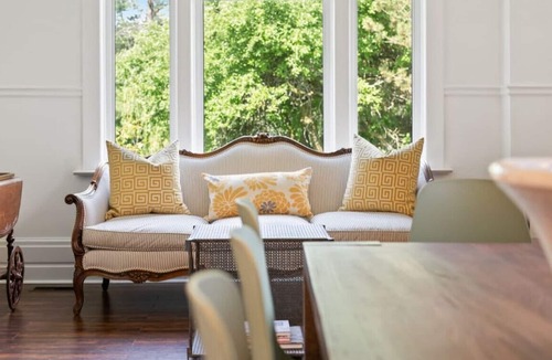 Grey Highlands Apartment | Charming 8 Acre Farmhouse! (114586)