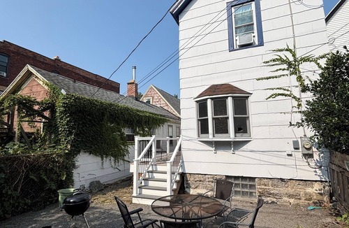 Allentown House | Charming Mid Century Modern 4BR House in Allentown, Buffalo, Stylish decor. I